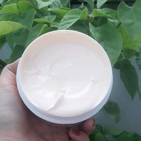kem body xuất xứ thái lan bạn sẽ có được một làn da trắng sáng mịn màng kết quả sau 1 tuần sử dụng giá sỉ