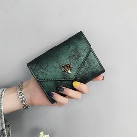VÍ NỮ NGẮN PHỐI HỌA TIẾT HÌNH CÂY ĐỘC ĐÁO HOT TREND CÁCH ĐIỆU TRẺ TRUNG giá sỉ