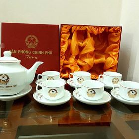 Bộ ấm chén/tách trà Bát Tràng in logo dáng KHONGKONG vẽ vàng kim 24k giá sỉ