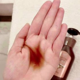 Dầu gội thảo dược Hanayuki kích mọc tóc khỏe- dài hơn - dày hơn - không còn gạy rụng giá sỉ
