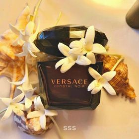 Sỡ hữu mùi hương vô cùng hoàn hảo mềm mại mà nồng nàn có thể biến bạn thành cô công chúa giá sỉ